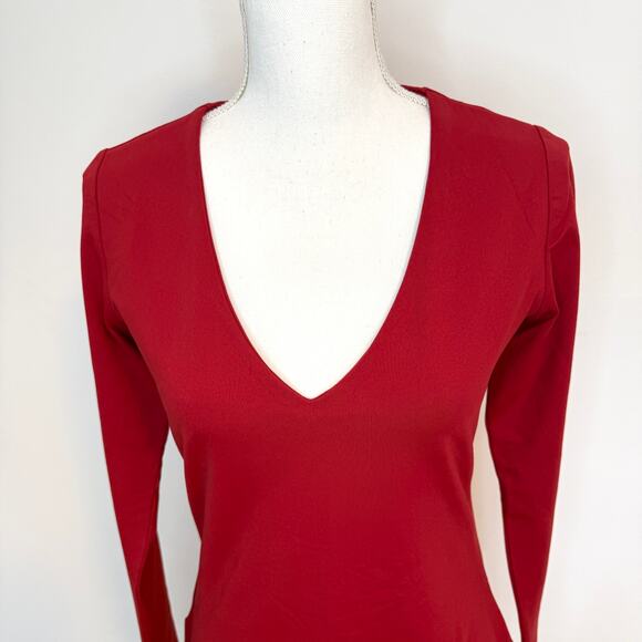 Susana Monaco Core Sexy V-Neck Long Sleeve Top In Siren Red Size Large New - Picture 3 of 13